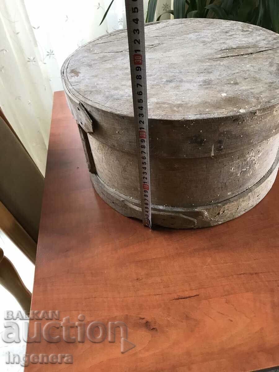 Auction  HIDDEN OLD WOODEN VESSEL FOR GRAIN AND FOOD CHINIK