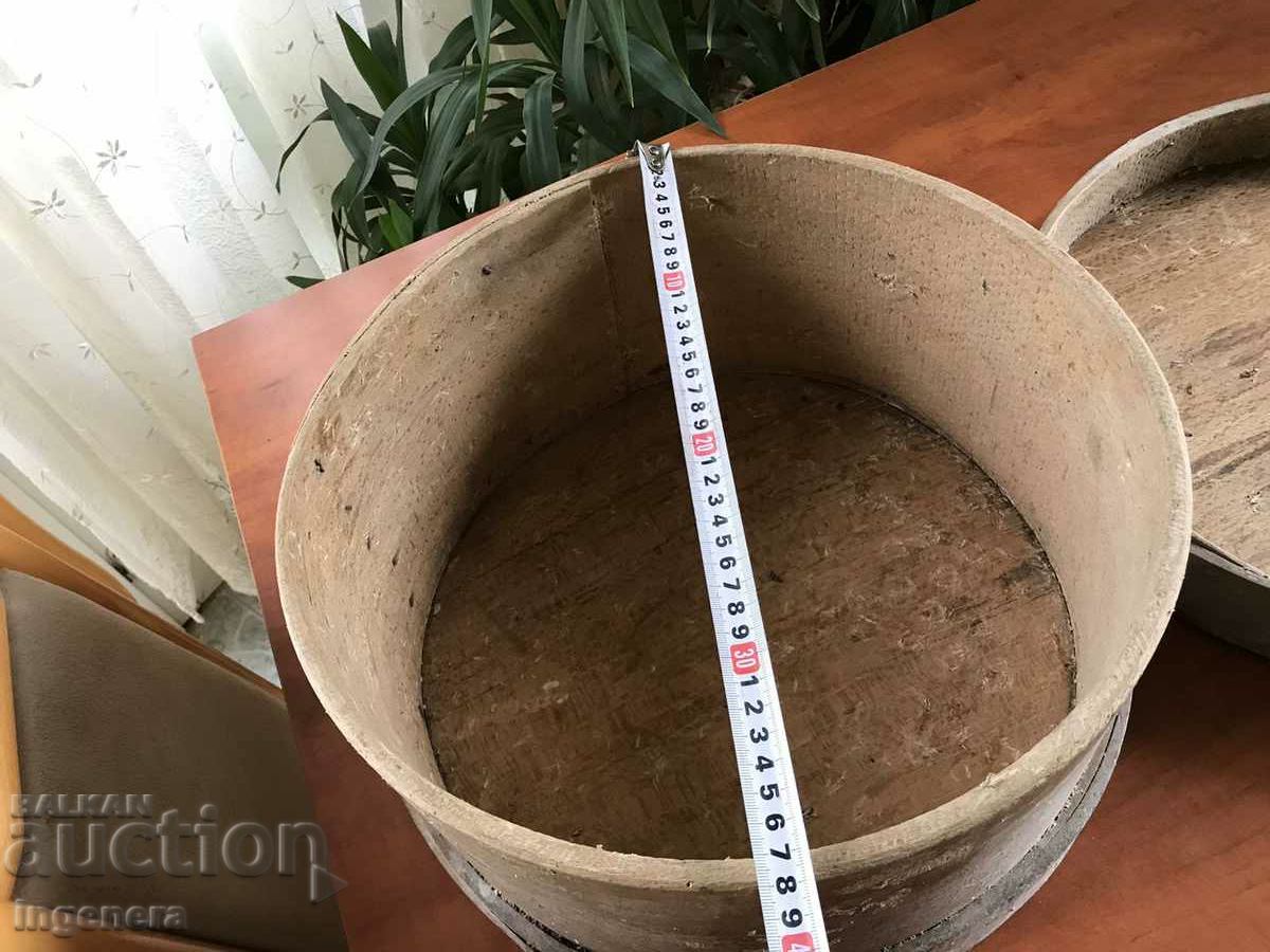 Delivery of HIDDEN OLD WOODEN VESSEL FOR GRAIN AND FOOD CHINIK