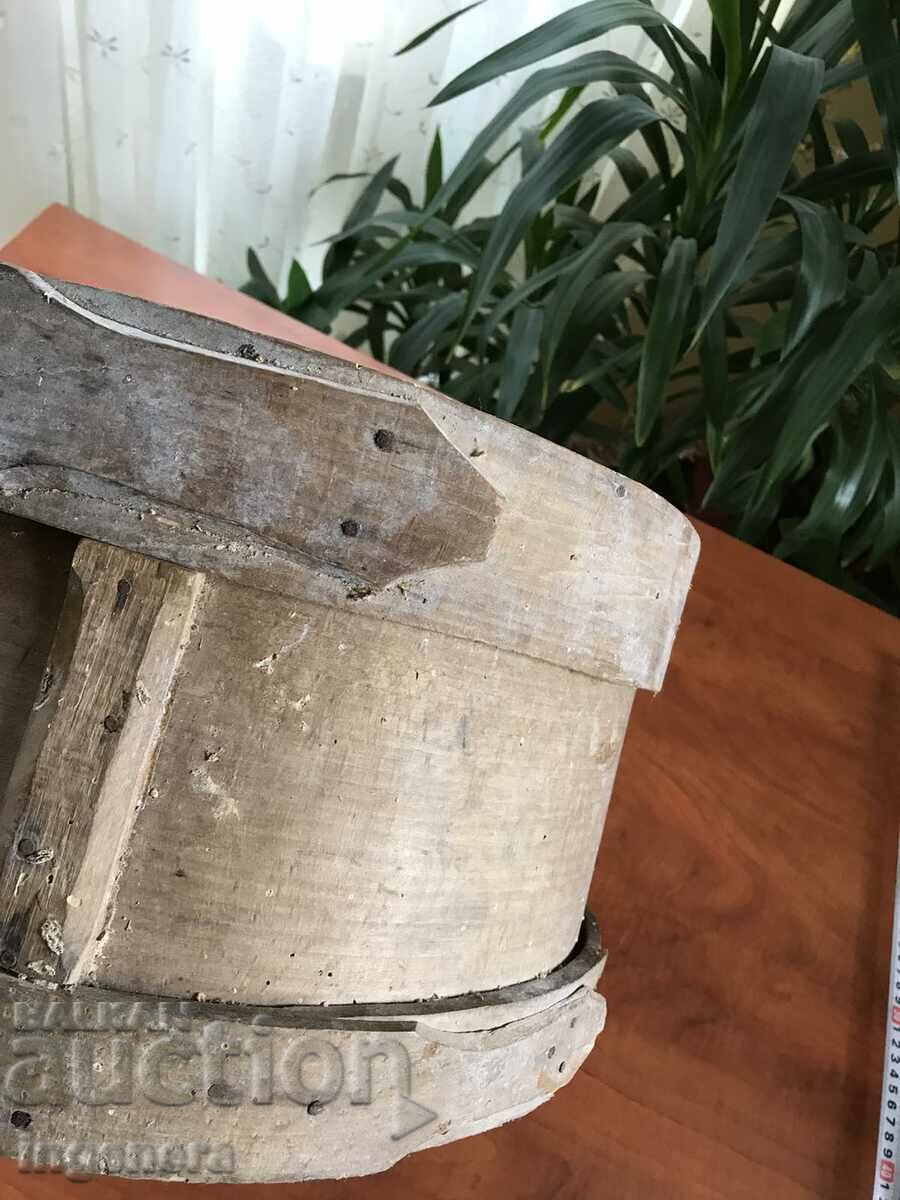 HIDDEN OLD WOODEN VESSEL FOR GRAIN AND FOOD CHINIK - 7
