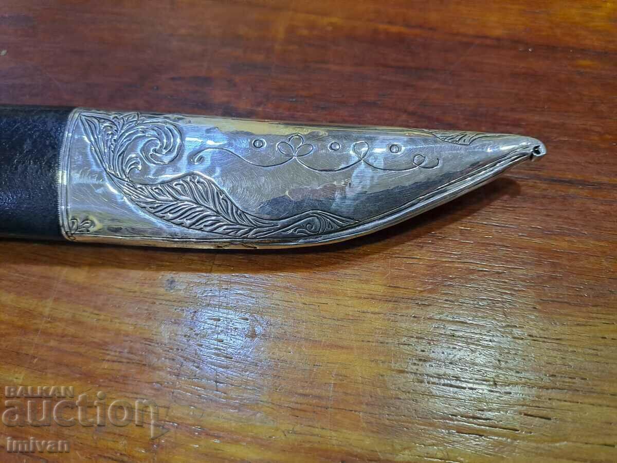 Silver Ottoman Ottoman Balkan knife with price 2200.00 BGN | € 1124.84 Silver Ottoman Ottoman Balkan knife with price 2200.00 BGN | € 1124.84