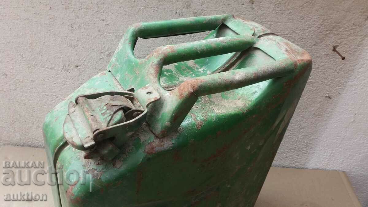 MASSIVE FUEL CAN 20 LITERS with price 14.99 BGN | € 7.66 MASSIVE FUEL CAN 20 LITERS with price 14.99 BGN | € 7.66