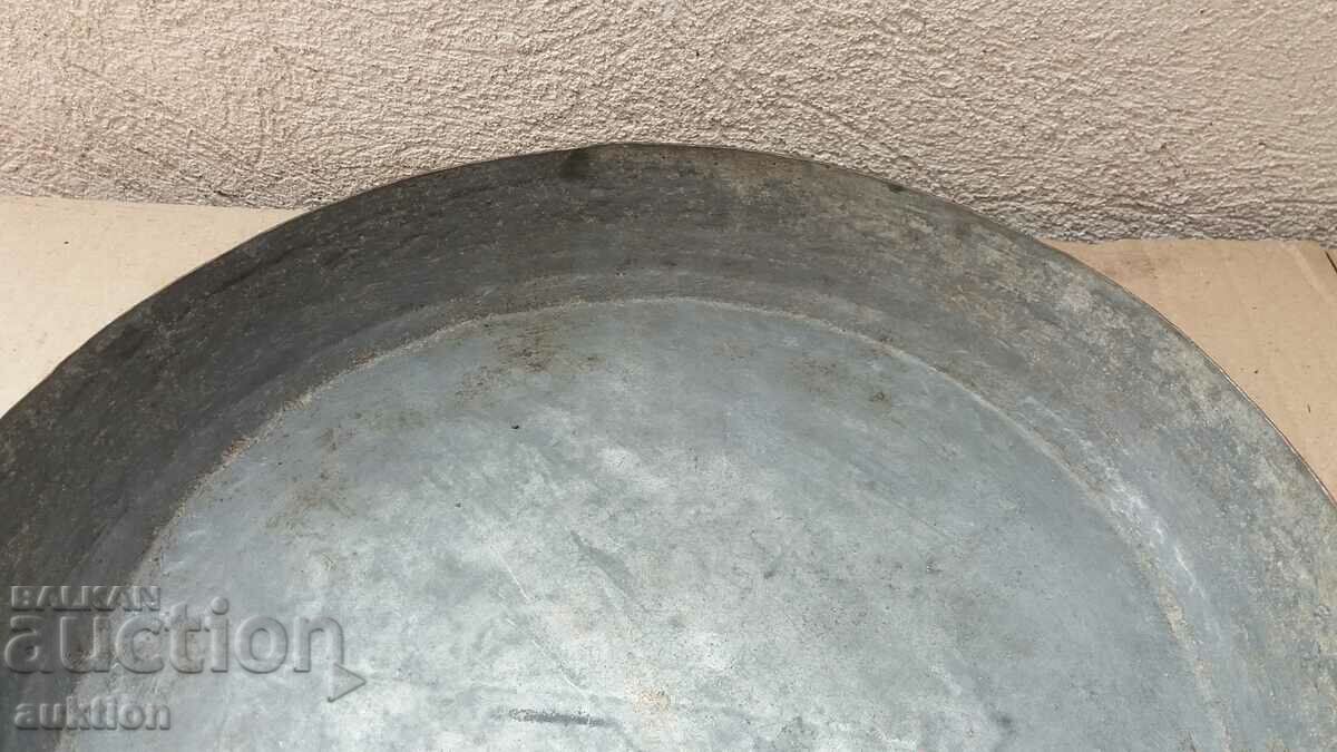 Auction WROUGHT RENAISSANCE COPPER PAN - TRAY FOR PIES, PIES Auction WROUGHT RENAISSANCE COPPER PAN - TRAY FOR PIES, PIES