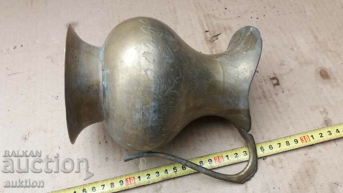 SOLID BRONZE JUG WITH ORNAMENTATION - 7 SOLID BRONZE JUG WITH ORNAMENTATION - 7