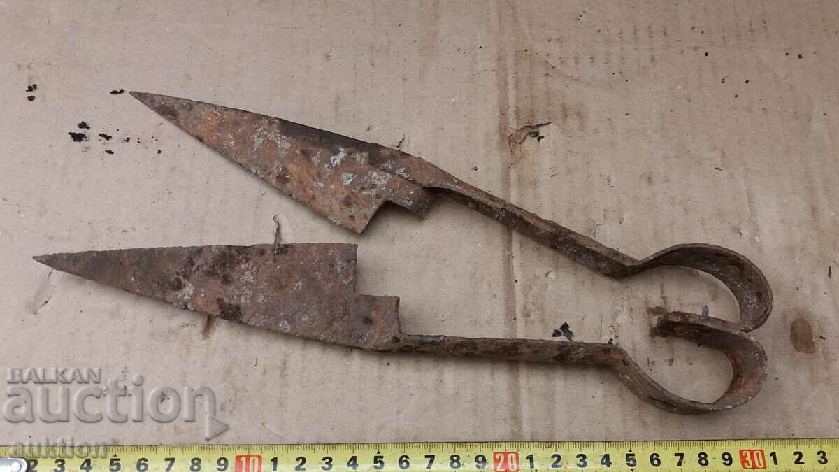 OLD HANGER FOR SHEEPING SHEEP - 5 OLD HANGER FOR SHEEPING SHEEP - 5