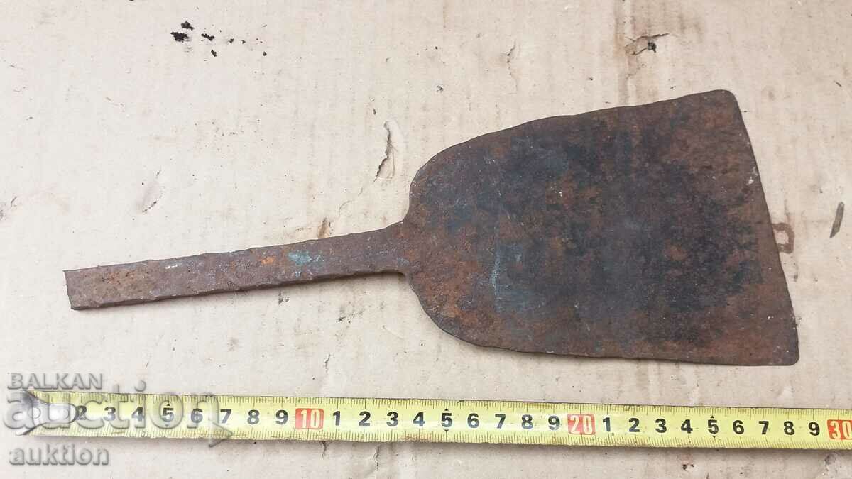 FORGED RENAISSANCE SCRATCH - 7 FORGED RENAISSANCE SCRATCH - 7