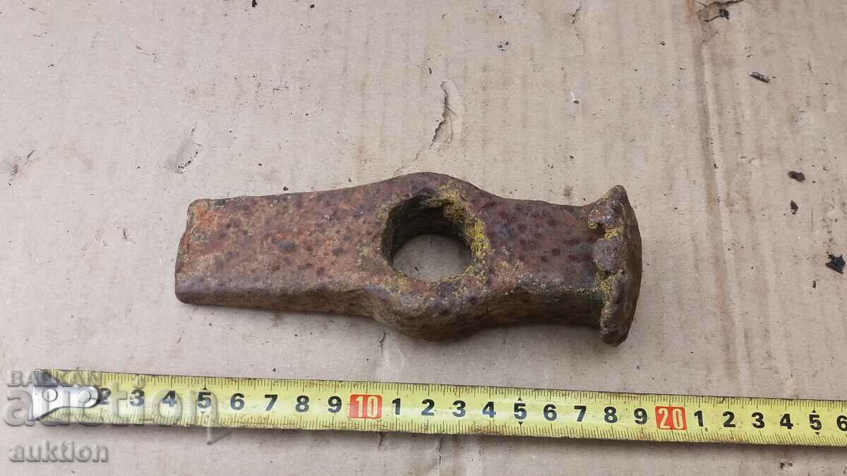 Auction SOLID HAMMER, CRAFTSMAN'S TOOL Auction SOLID HAMMER, CRAFTSMAN'S TOOL