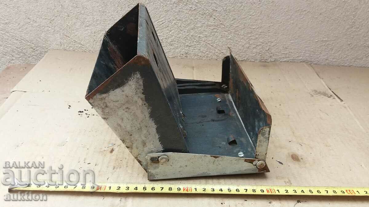 OLD BJ ASHTRAY MOUNTED TO THE WALL - 5