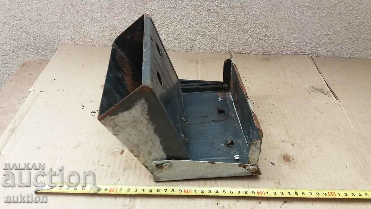 OLD BJ ASHTRAY MOUNTED TO THE WALL - 7