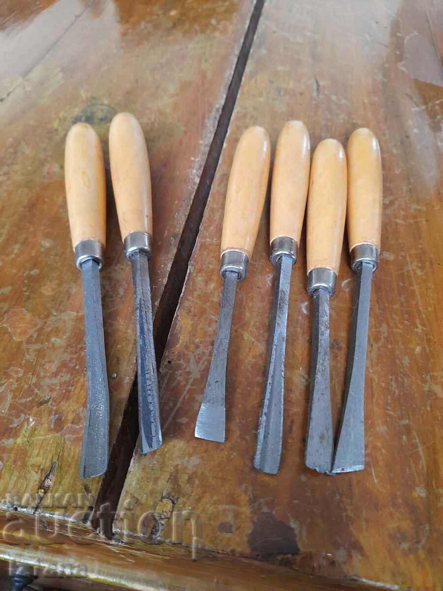 Auction  Old wood chisels
