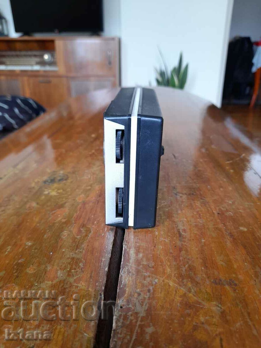 Auction Old radio, radio receiver Neywa 402 Auction Old radio, radio receiver Neywa 402