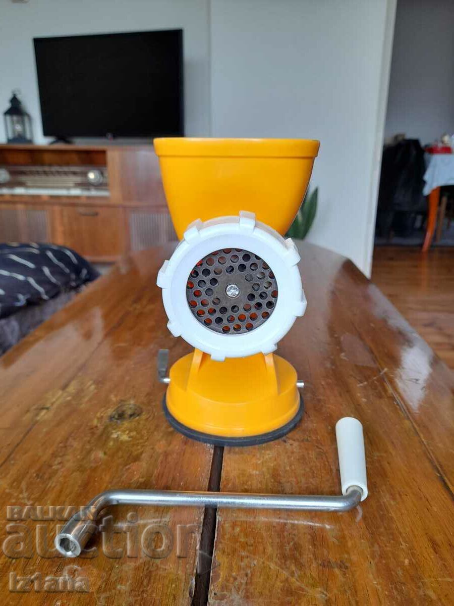 Old mill, mill, grinder with price 33.00 BGN | € 16.87 Old mill, mill, grinder with price 33.00 BGN | € 16.87