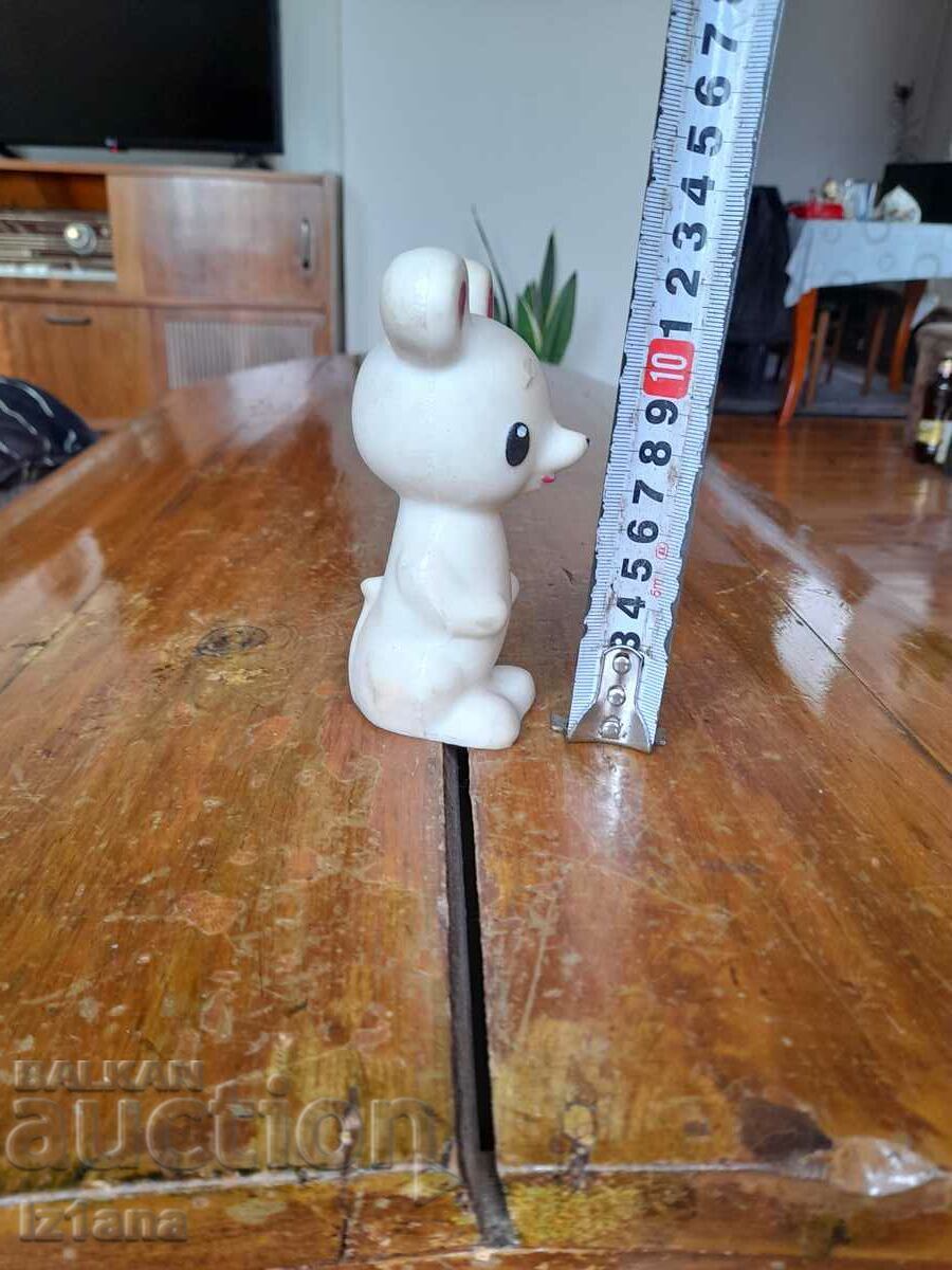 Delivery of Old toy mouse Delivery of Old toy mouse