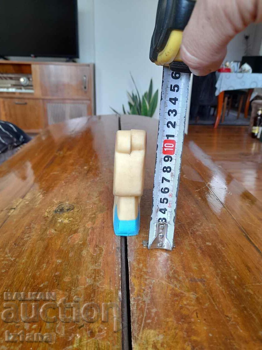 Delivery of Old toy Bear Delivery of Old toy Bear