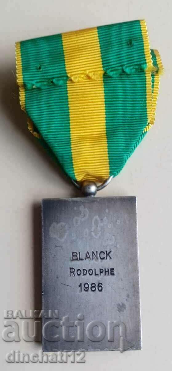 Medal. SYNDICAT CENTRAL DES ENTREPRENEURS with price 32.00 BGN | € 16.36 Medal. SYNDICAT CENTRAL DES ENTREPRENEURS with price 32.00 BGN | € 16.36