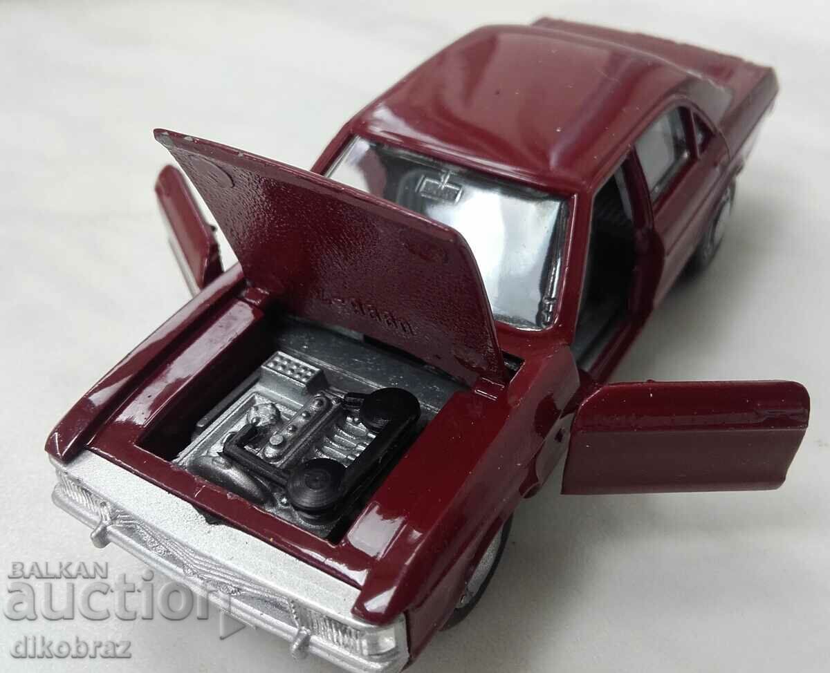 Auction Ford / Ford Granada - cart for collection - MIR Razgrad Auction Ford / Ford Granada - cart for collection - MIR Razgrad