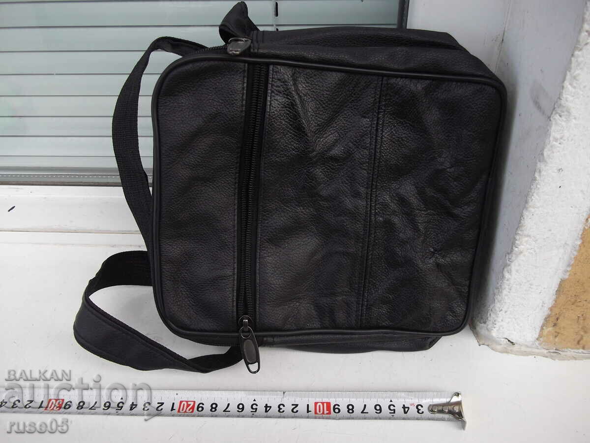 Auction Shoulder bag for men, new - 2 Auction Shoulder bag for men, new - 2