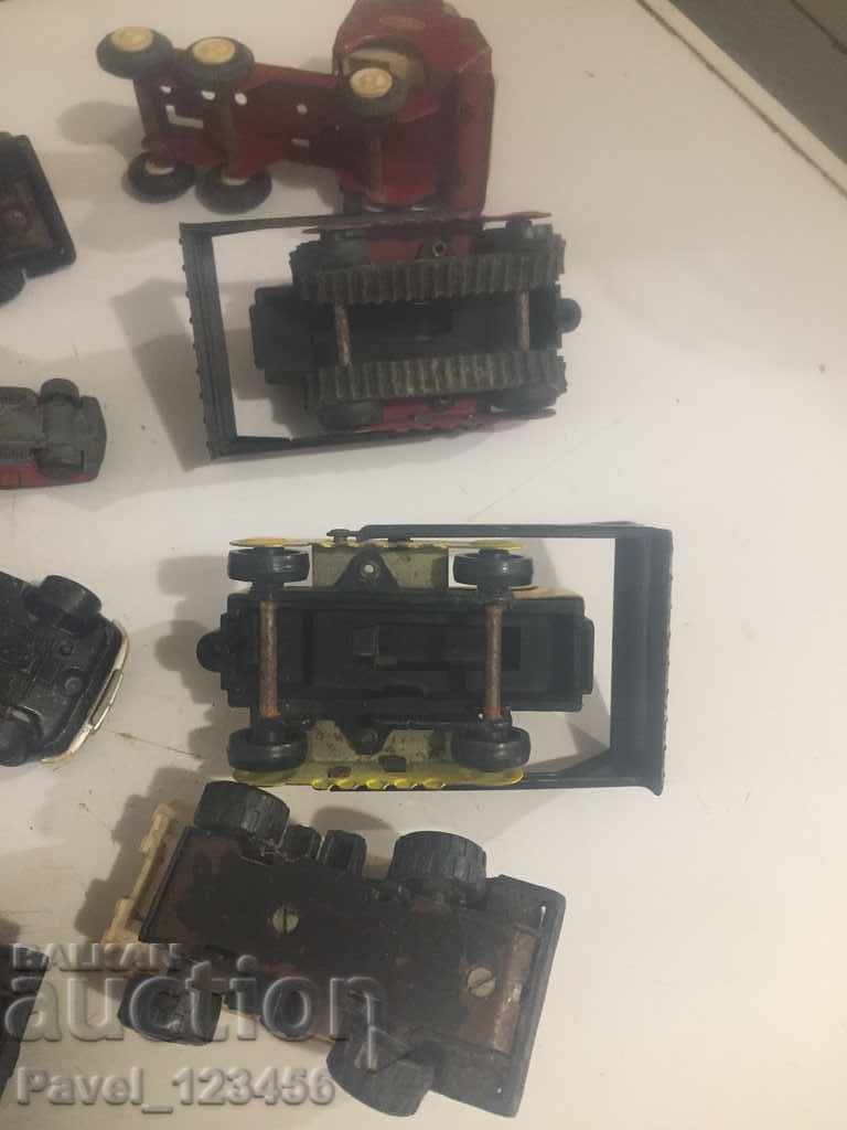 9 old metal trucks READ the description!!! - 5 9 old metal trucks READ the description!!! - 5