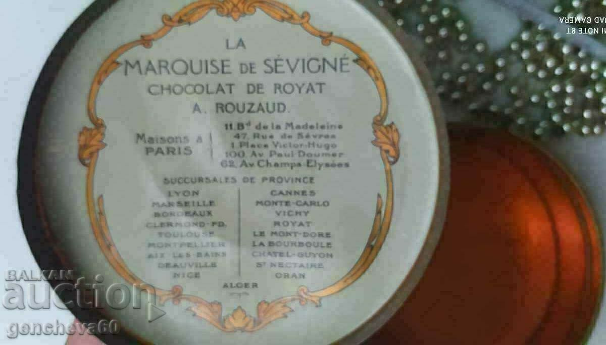 Licitație Cutie de tablă VINTAGE/MADELEINE Paris