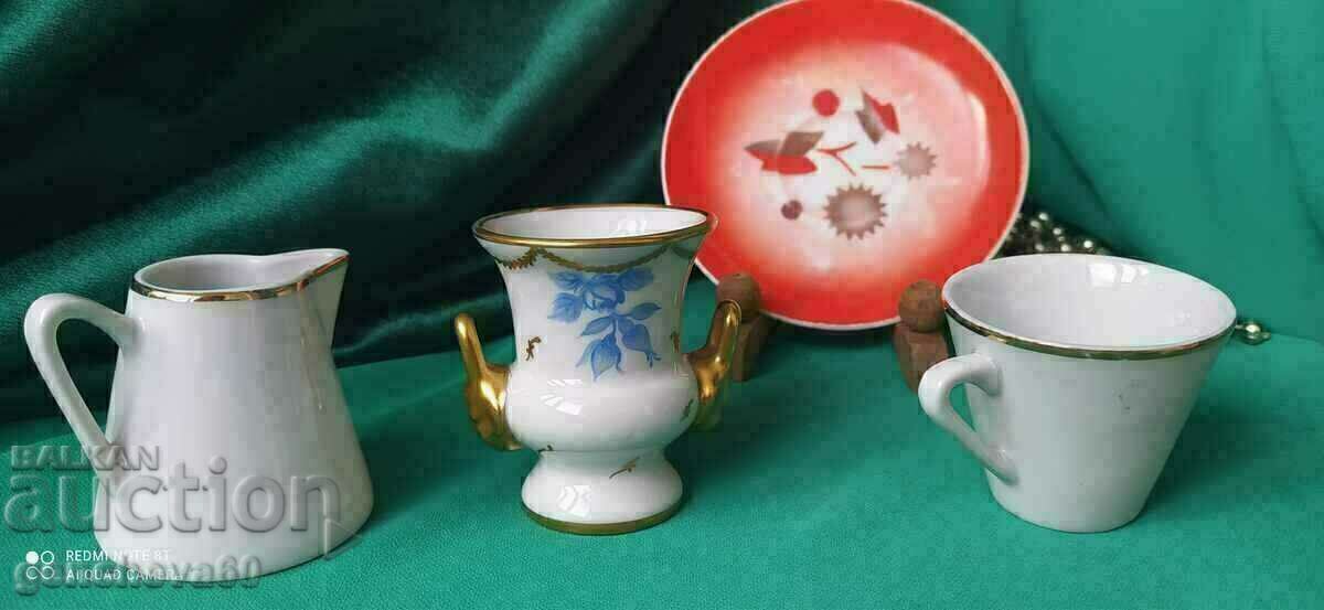 Μια ενδιαφέρουσα πορσελάνη πολλές μινιατούρες με τιμή 15.00 BGN | € 7.67 Μια ενδιαφέρουσα πορσελάνη πολλές μινιατούρες με τιμή 15.00 BGN | € 7.67