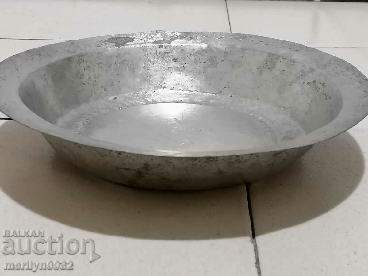 Auction Old copper sahan, baker, bowl, plate, tass Auction Old copper sahan, baker, bowl, plate, tass