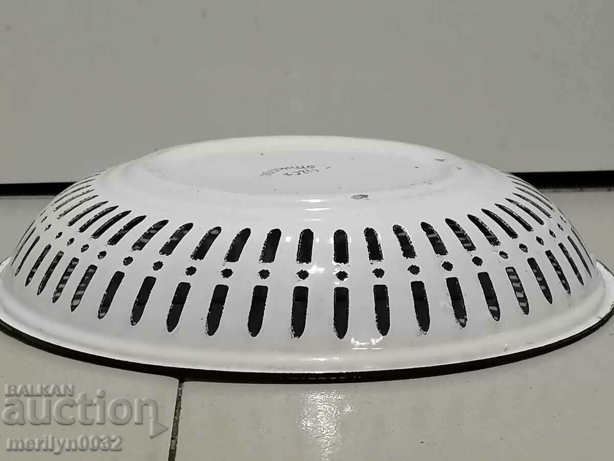 Old paneer with enamel, fruit bowl, enamel pot - 5 Old paneer with enamel, fruit bowl, enamel pot - 5