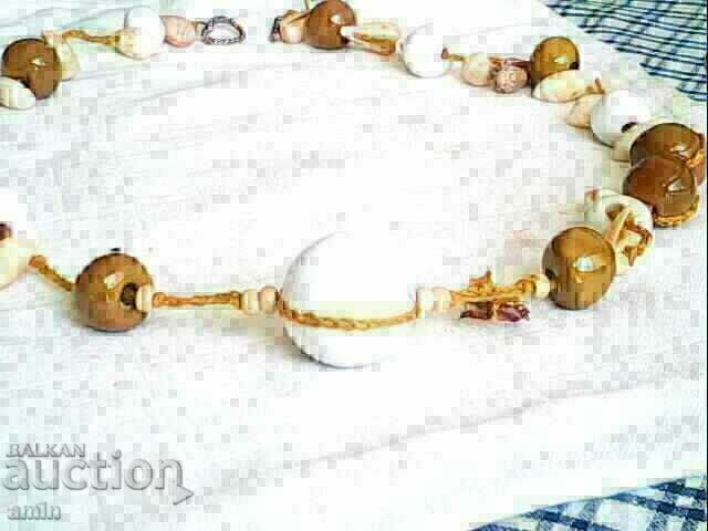 beautiful old heavy porcelain necklace 25mm 16mm with price 15.00 BGN | € 7.67 beautiful old heavy porcelain necklace 25mm 16mm with price 15.00 BGN | € 7.67