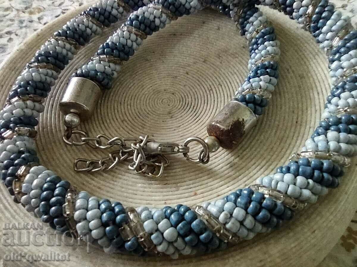 Colier vechi, lucrat manual, foarte frumos - 6 Colier vechi, lucrat manual, foarte frumos - 6