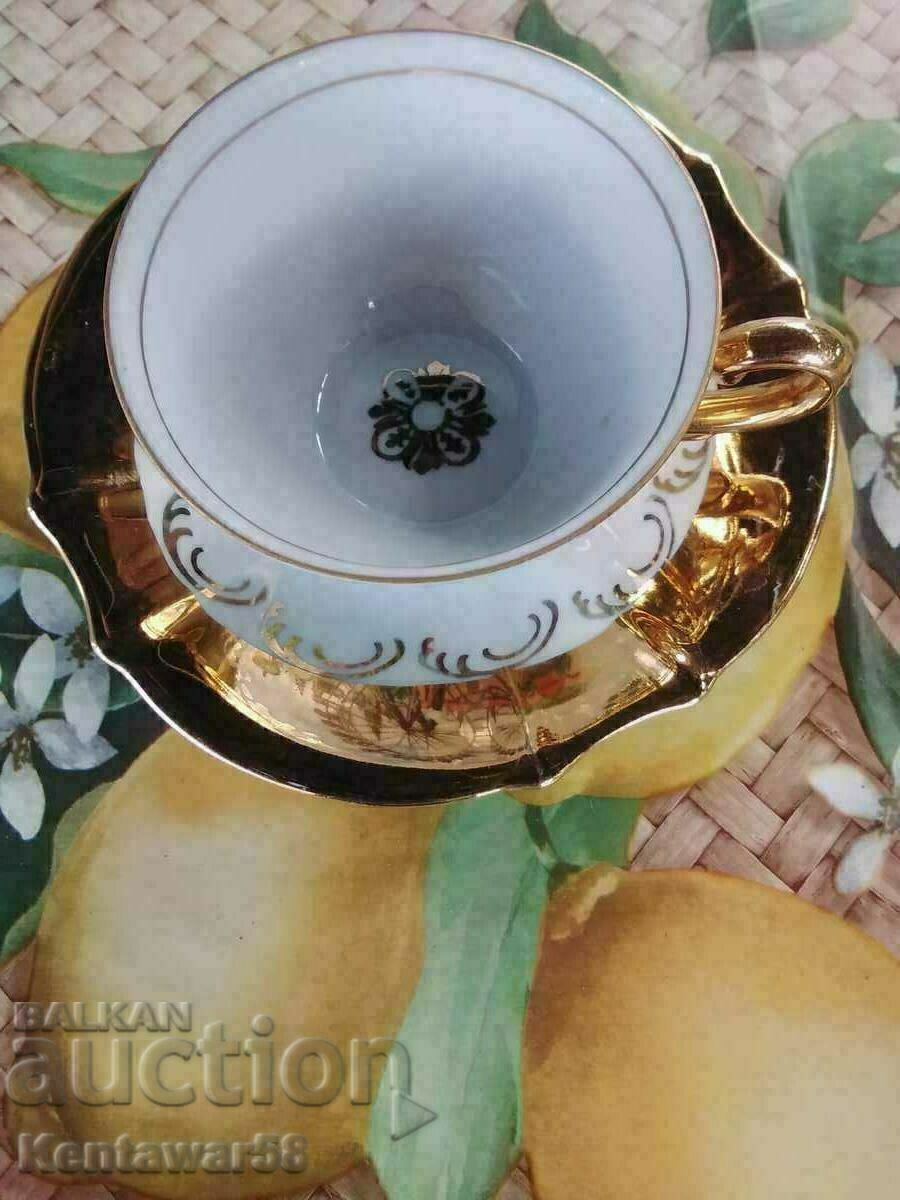 Auction  Porcelain set with gilding - Vienna, Pratera.