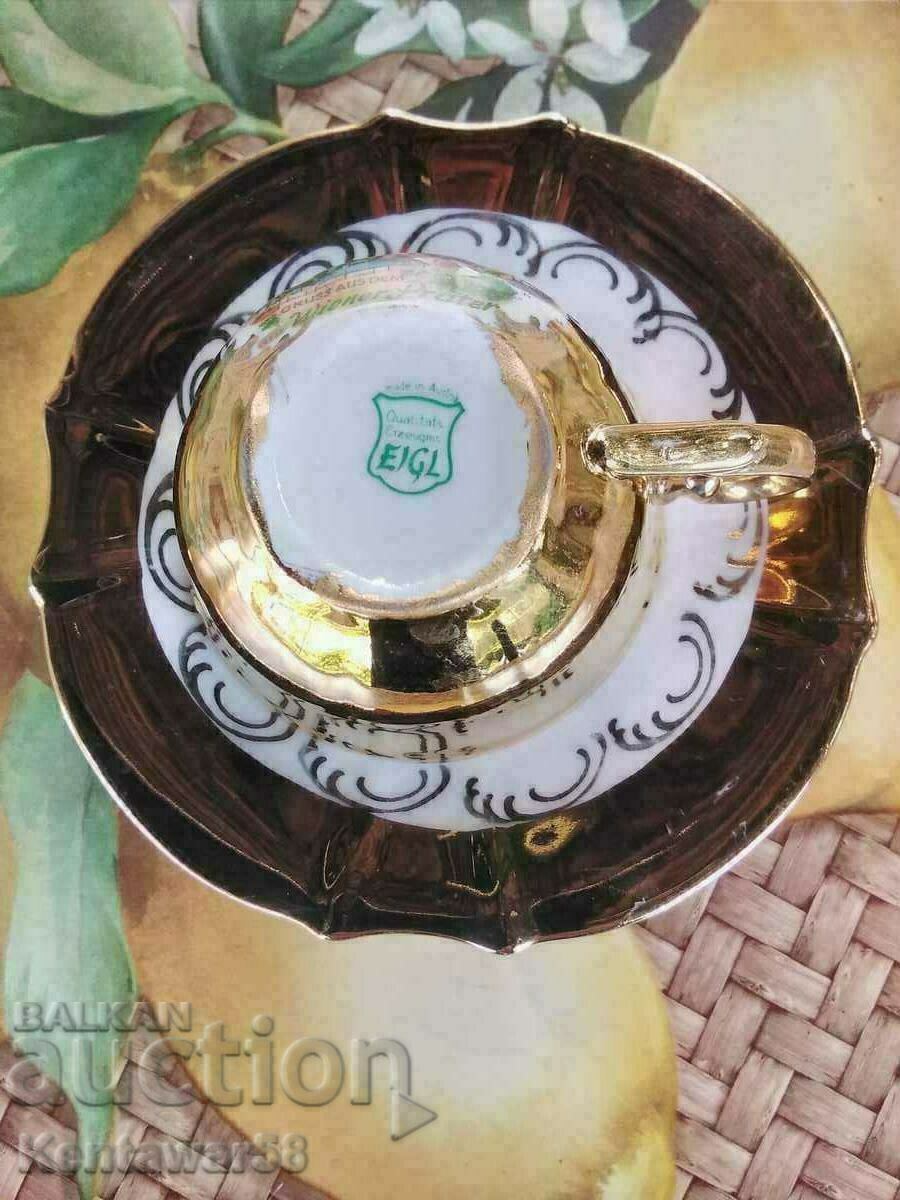 Delivery of Porcelain set with gilding - Vienna, Pratera.