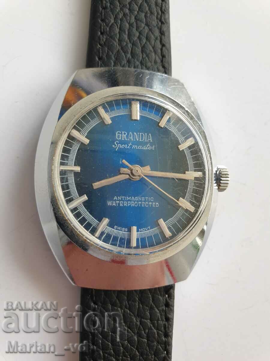 Auction Men's mechanical watch Grandia - sport master - 1965 year Auction Men's mechanical watch Grandia - sport master - 1965 year