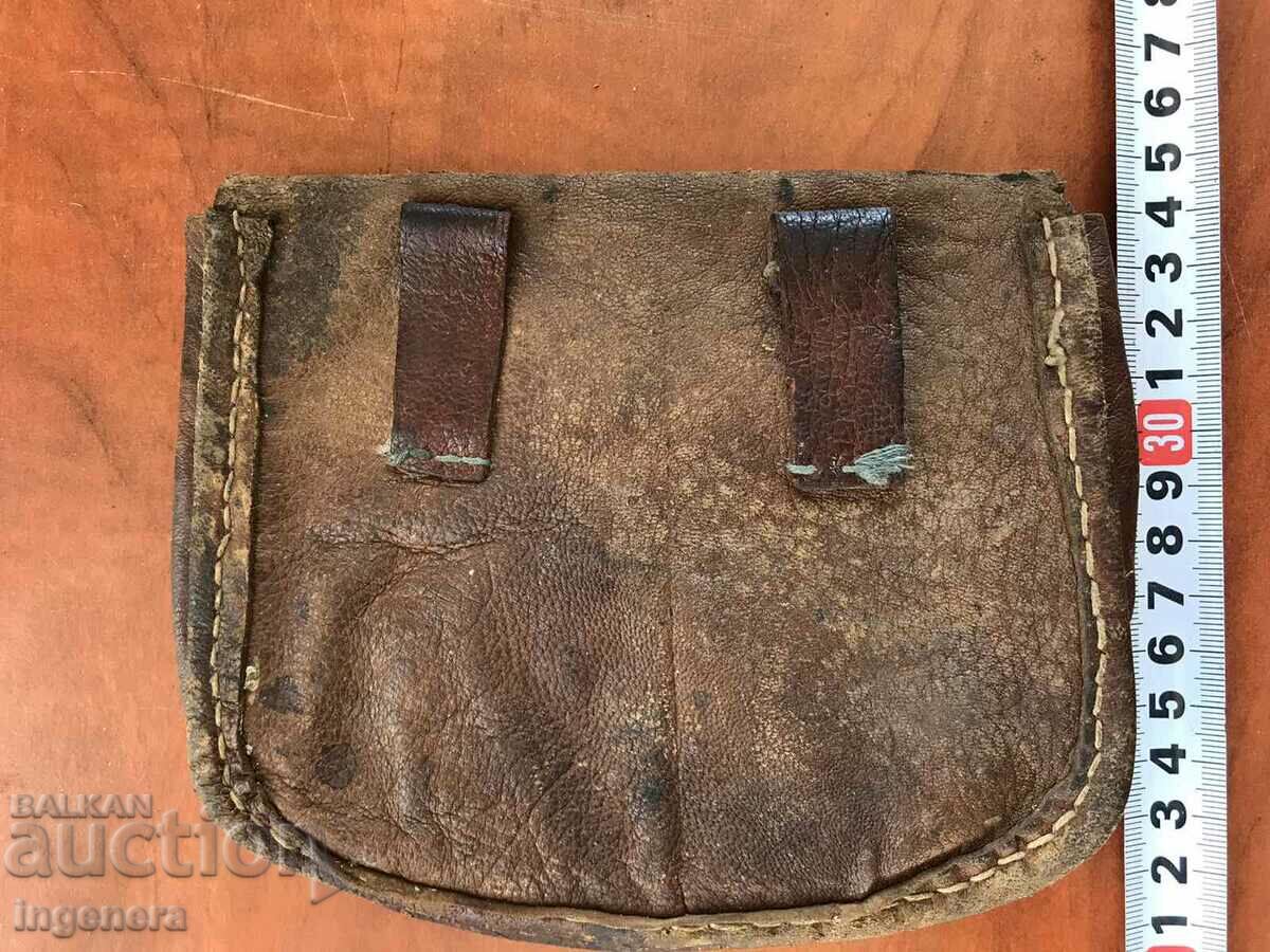 KESIA PUNGIA LEATHER ANTIQUE DOUBLE-COMPARTMENT JUZDAN with price 43.00 BGN | € 21.99 KESIA PUNGIA LEATHER ANTIQUE DOUBLE-COMPARTMENT JUZDAN with price 43.00 BGN | € 21.99