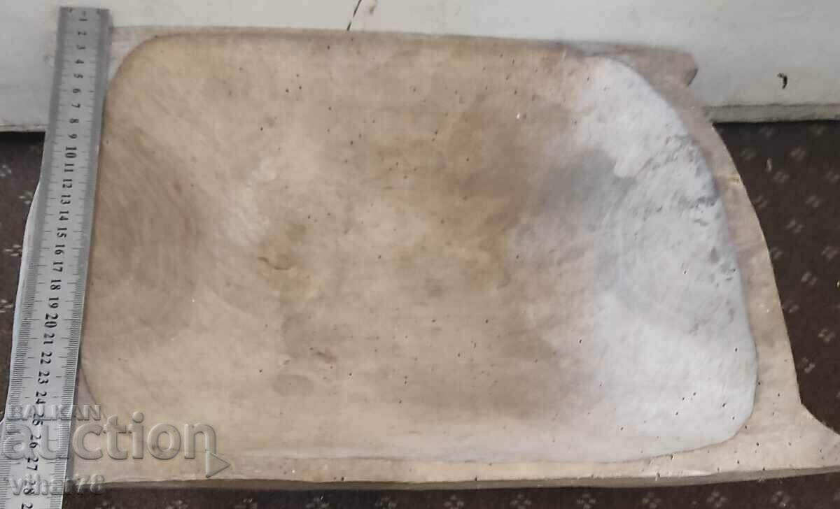 Auction Wooden tray Auction Wooden tray