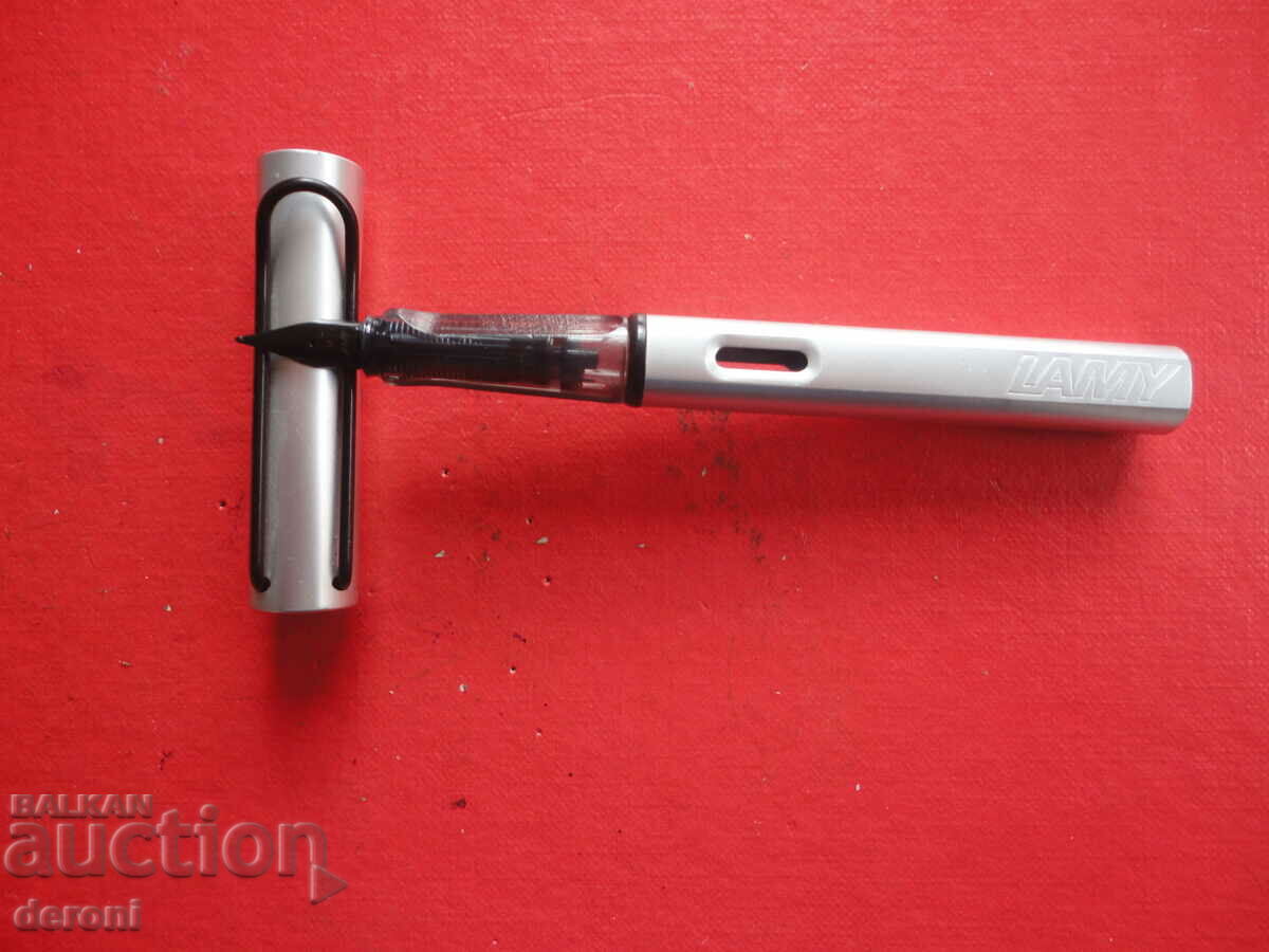 Delivery of German Lamy Safari fountain pen Delivery of German Lamy Safari fountain pen