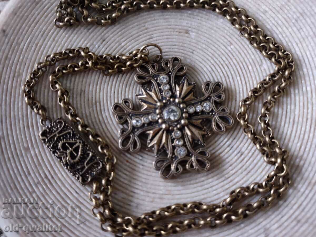 Auction  Designer long necklace with cross, top design KK