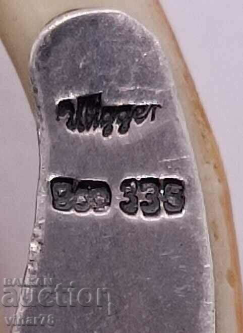 BRANDED OLD BROOCH-SILVER WITH Garnet and Sapphire - 5 BRANDED OLD BROOCH-SILVER WITH Garnet and Sapphire - 5