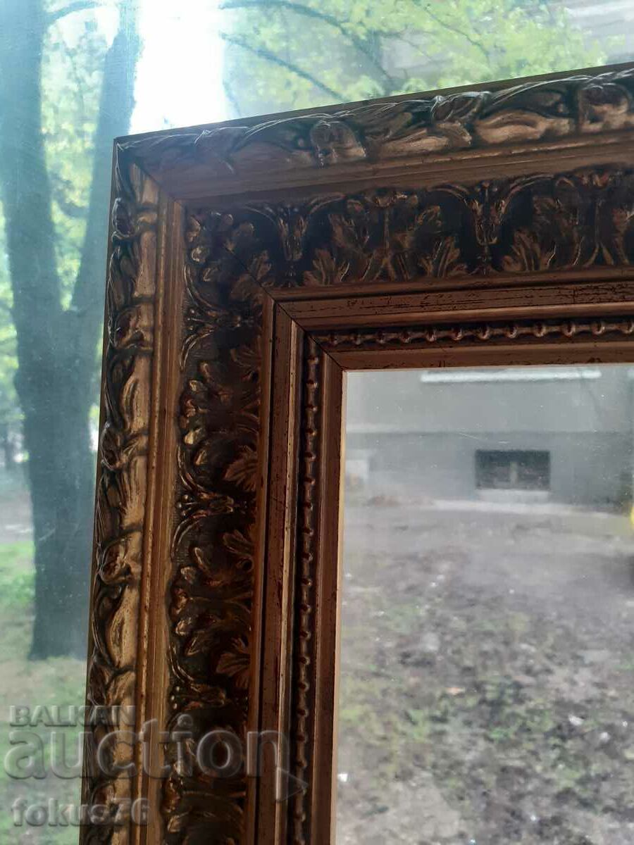 Δημοπρασία Μια μεγάλη ξύλινη μπαρόκ κορνίζα Δημοπρασία Μια μεγάλη ξύλινη μπαρόκ κορνίζα