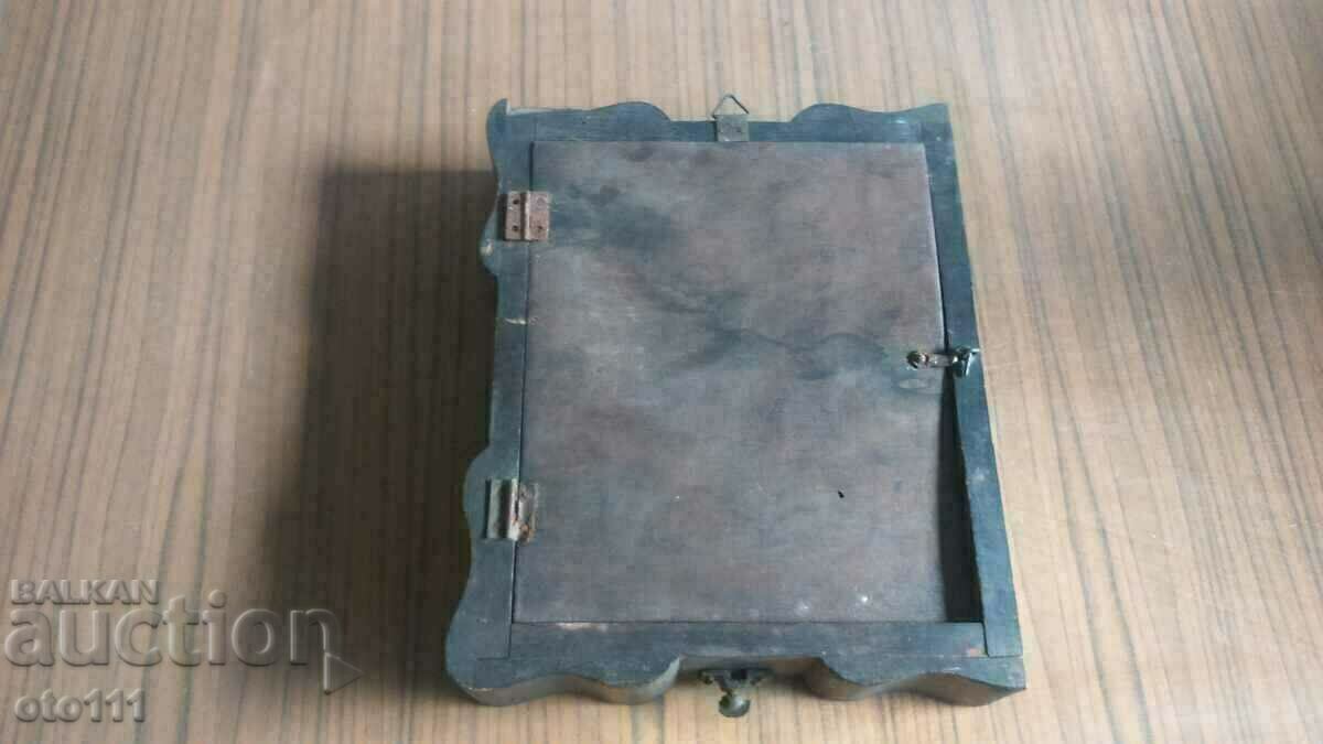 Delivery of AN OLD ICON - KING BORIS Delivery of AN OLD ICON - KING BORIS