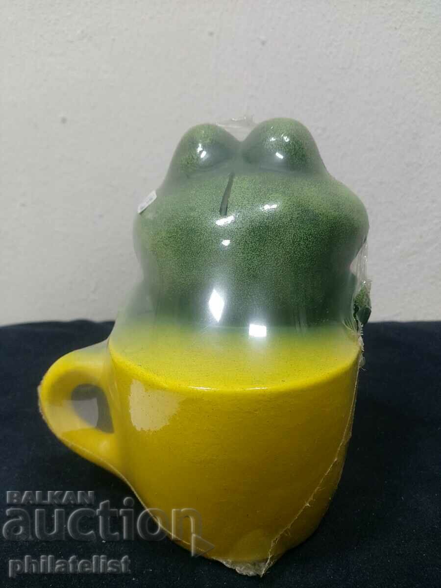 gift box - Frog with price 12.00 BGN | € 6.14 gift box - Frog with price 12.00 BGN | € 6.14
