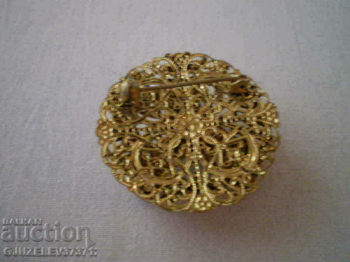 Brooch Vintage Red Gemstones - Jasper with price 70.00 BGN | € 35.79 Brooch Vintage Red Gemstones - Jasper with price 70.00 BGN | € 35.79