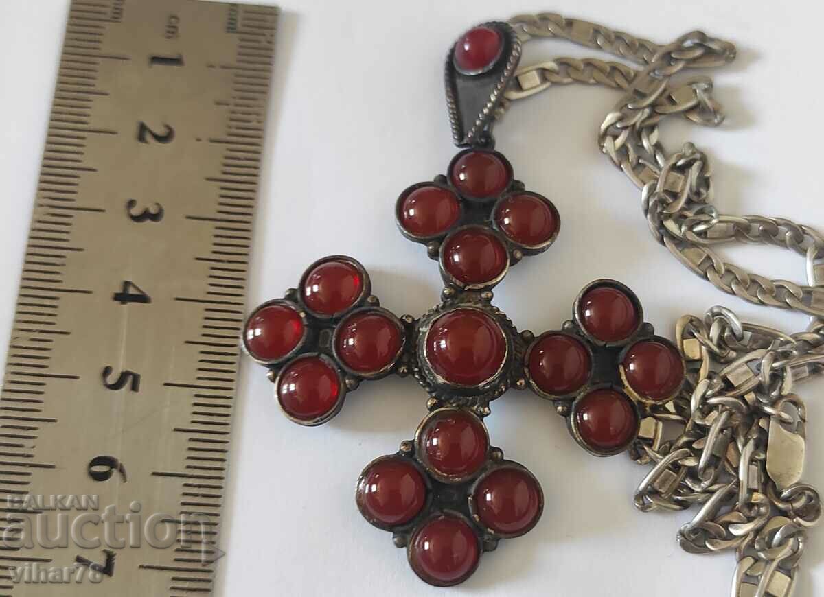 Auction  SILVER CROSS WITH AGATES