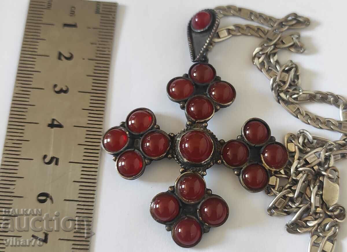 Auction  SILVER CROSS WITH AGATES