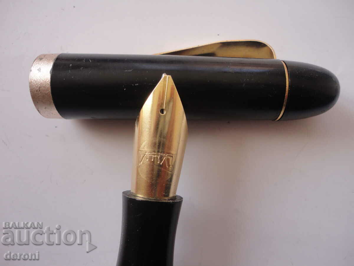 Delivery of Lylly Italy huge fountain pen Delivery of Lylly Italy huge fountain pen