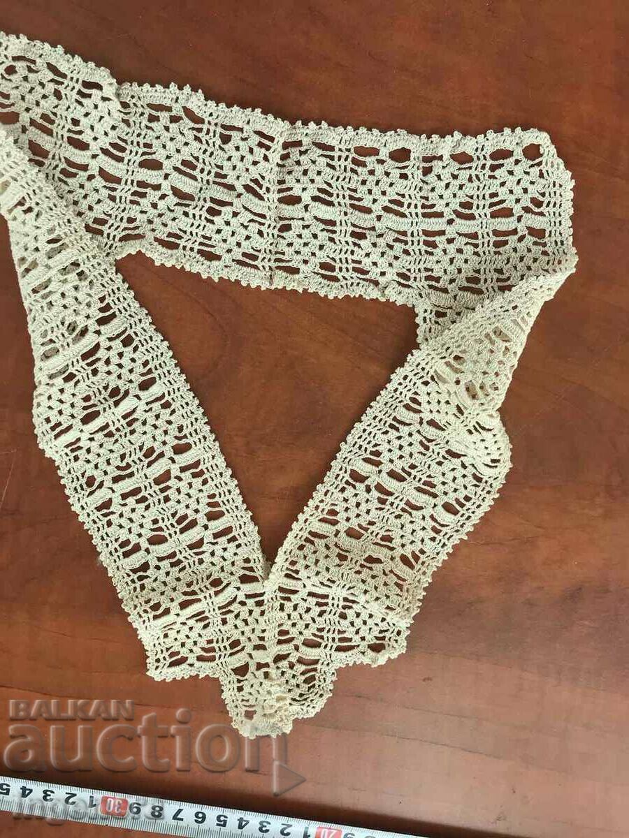 CUTE UNIQUE HAND KNIT SINGLE HOOK COLLAR with price 16.00 BGN | € 8.18 CUTE UNIQUE HAND KNIT SINGLE HOOK COLLAR with price 16.00 BGN | € 8.18