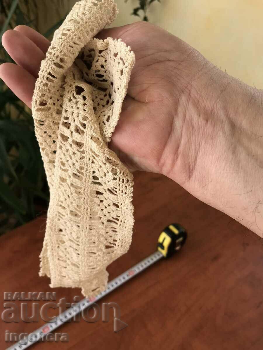 Delivery of CUTE UNIQUE HAND KNIT SINGLE HOOK COLLAR Delivery of CUTE UNIQUE HAND KNIT SINGLE HOOK COLLAR