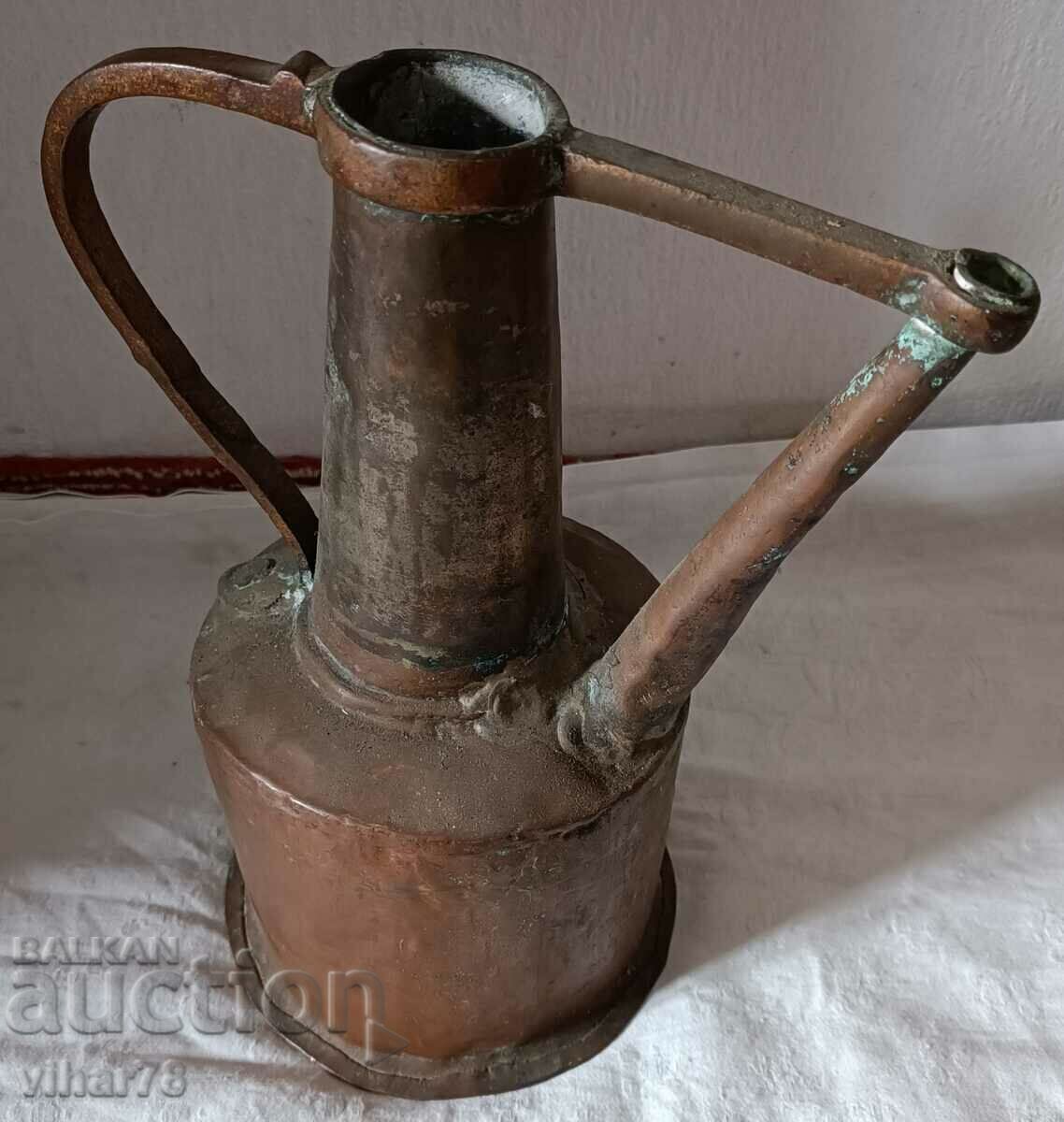 Auction  Old copper kettle, copper vessel