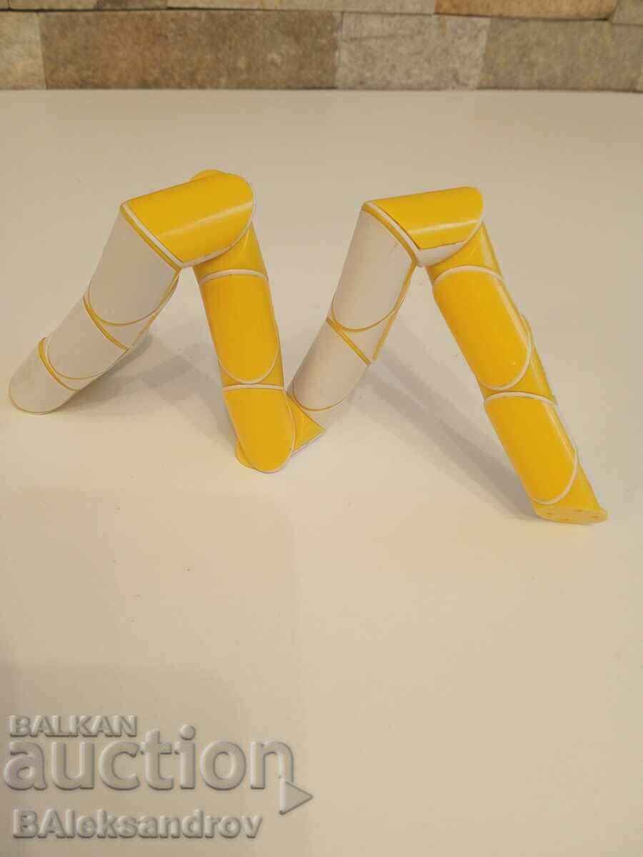 Rubik's Snake with price 4.00 BGN | € 2.05 Rubik's Snake with price 4.00 BGN | € 2.05
