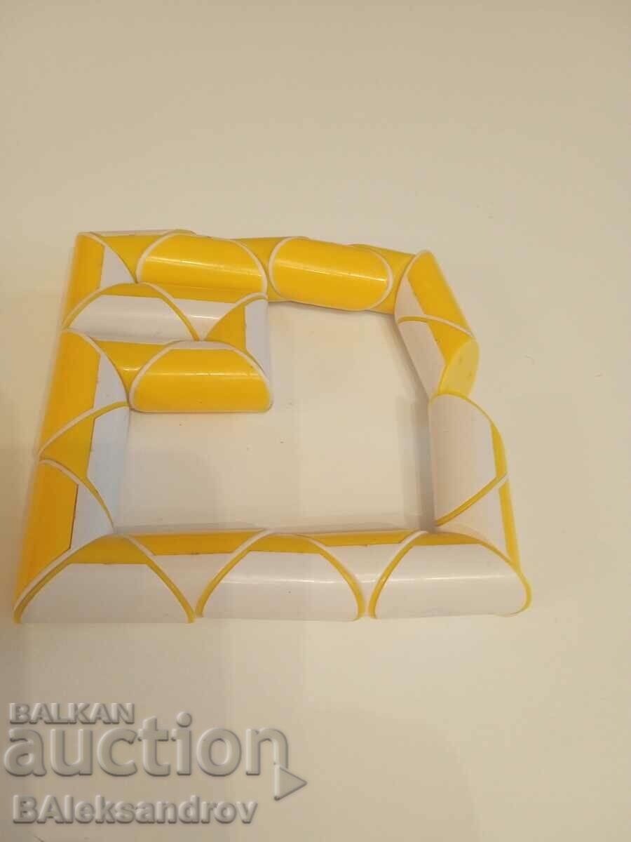 Delivery of Rubik's Snake Delivery of Rubik's Snake