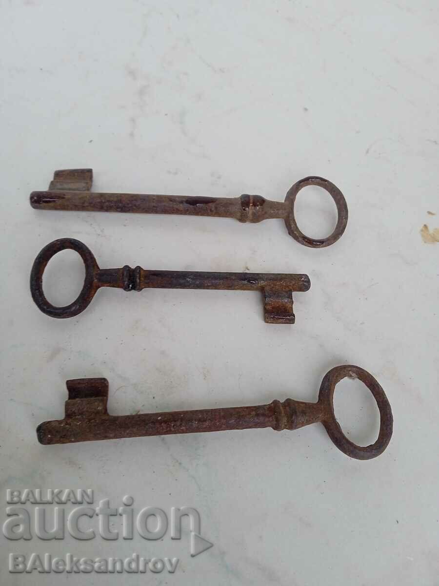 O mulțime de chei forjate vechi - 5 O mulțime de chei forjate vechi - 5