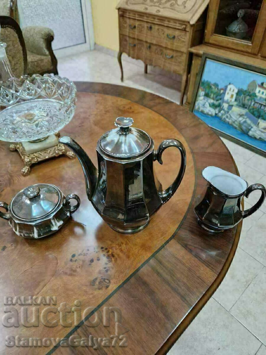 A beautiful antique Selb Heinrich & Co. porcelain set with price 149.00 BGN | € 76.18 A beautiful antique Selb Heinrich & Co. porcelain set with price 149.00 BGN | € 76.18