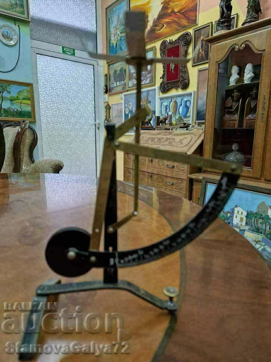Antique German postal scale with price 44.00 BGN | € 22.50